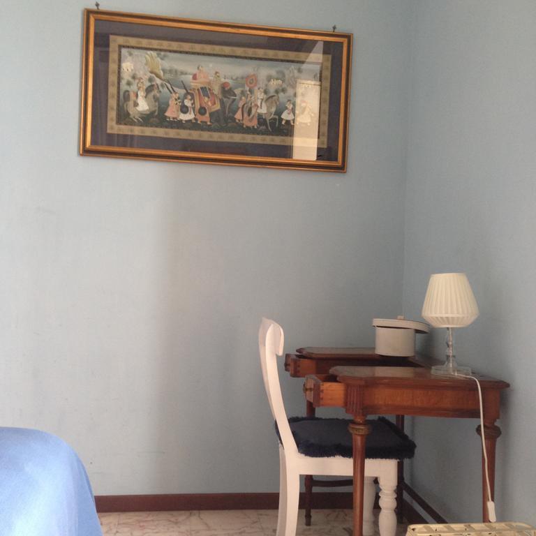 La Dimora Dei Baroni Bed & Breakfast Naples Room photo